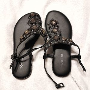 Torrid wide width t-strap sandles